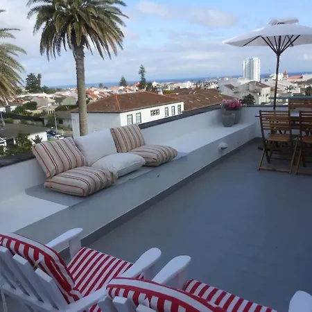 Apartment Rooftop *